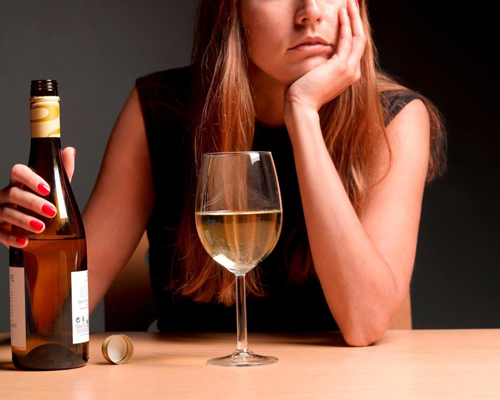Анонимное лечение женского алкоголизма в Коркино